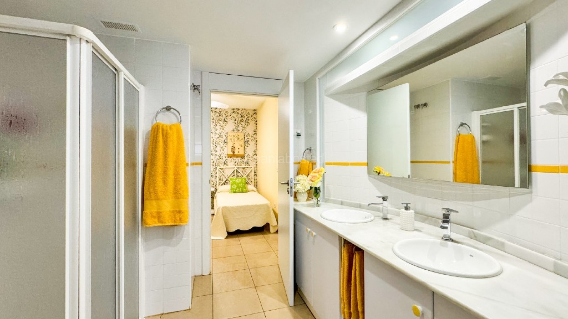 Resale - Apartment -
Playa Flamenca