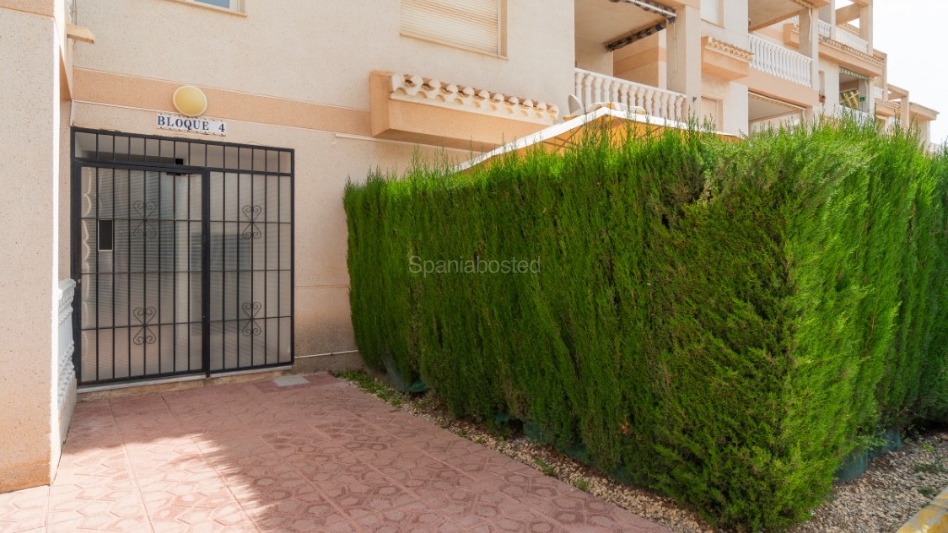 Resale - Apartment -
Playa Flamenca