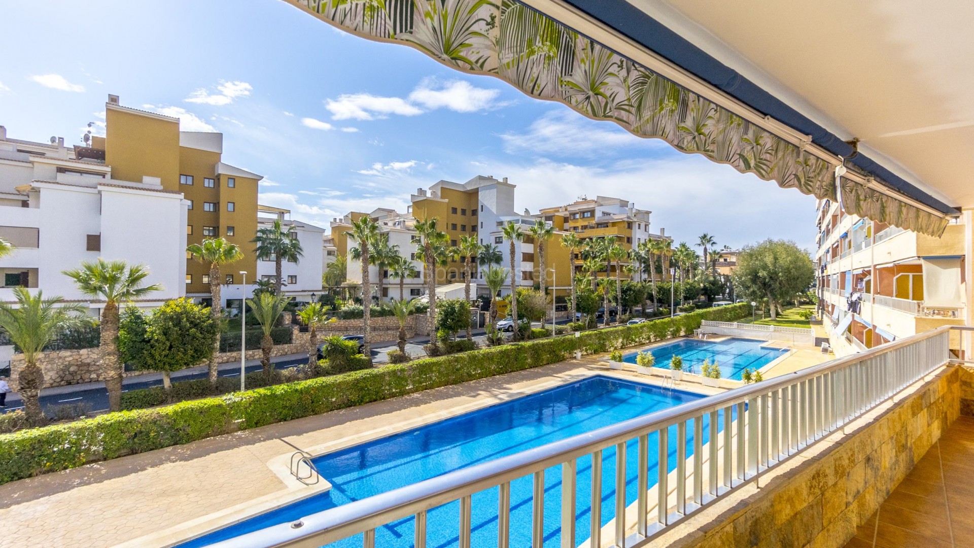 Resale - Apartment -
Punta Prima - El Acequión