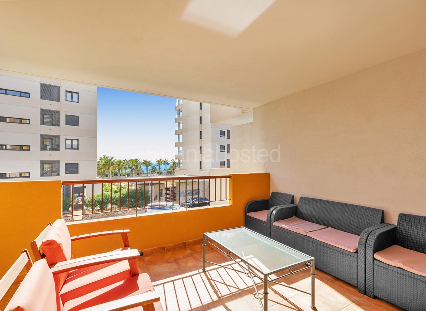 Resale - Apartment -
Punta Prima