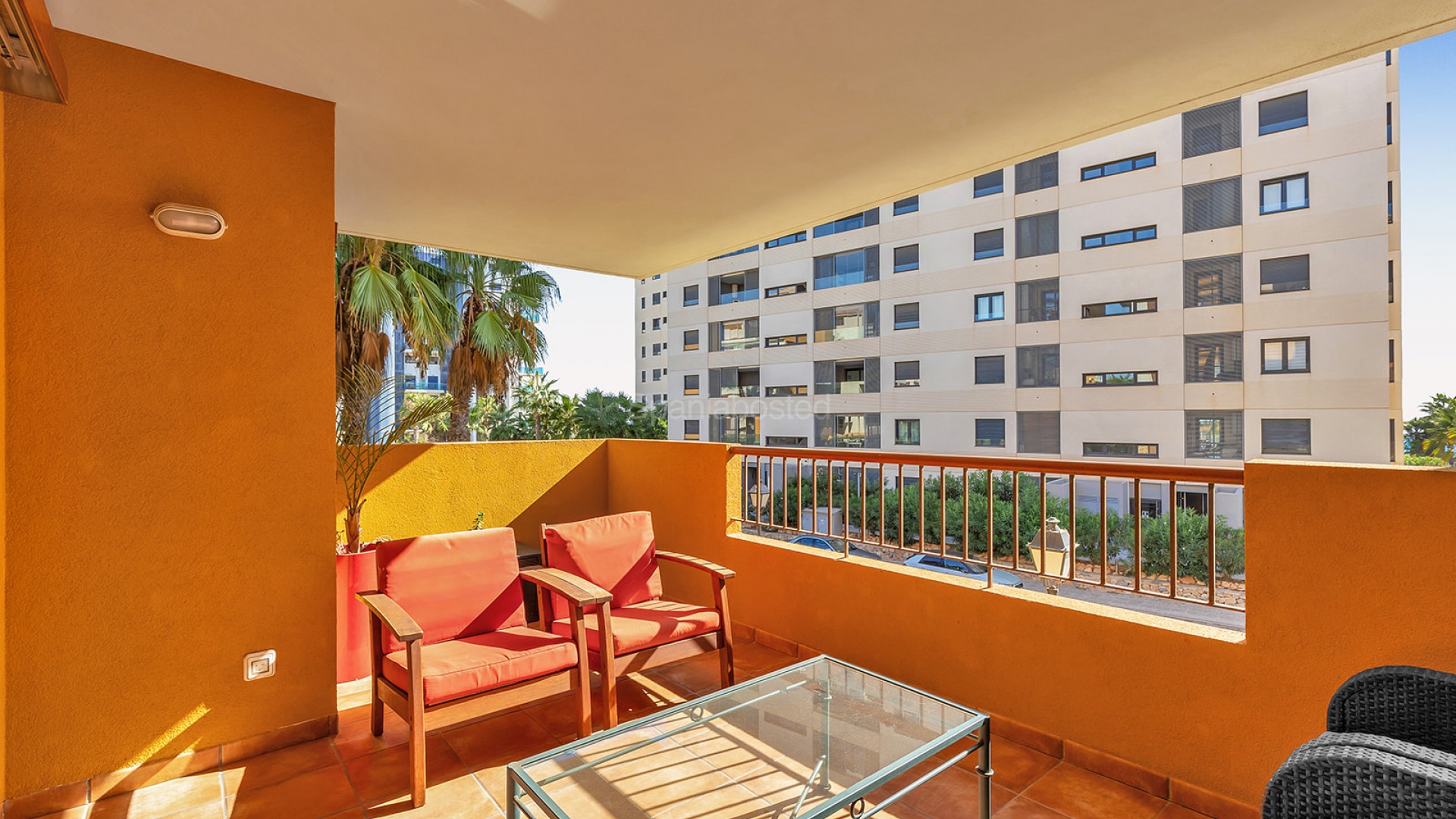 Resale - Apartment -
Punta Prima