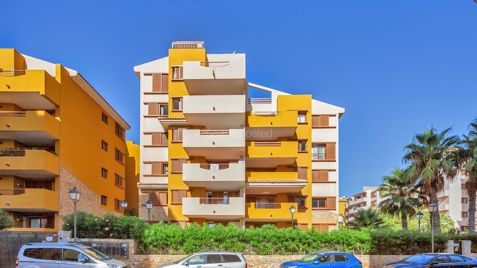 Resale - Apartment -
Punta Prima