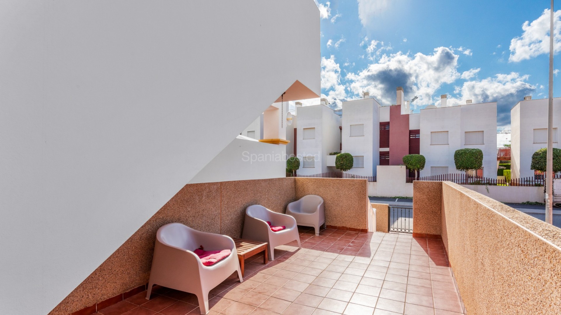 Resale - Apartment -
Punta Prima