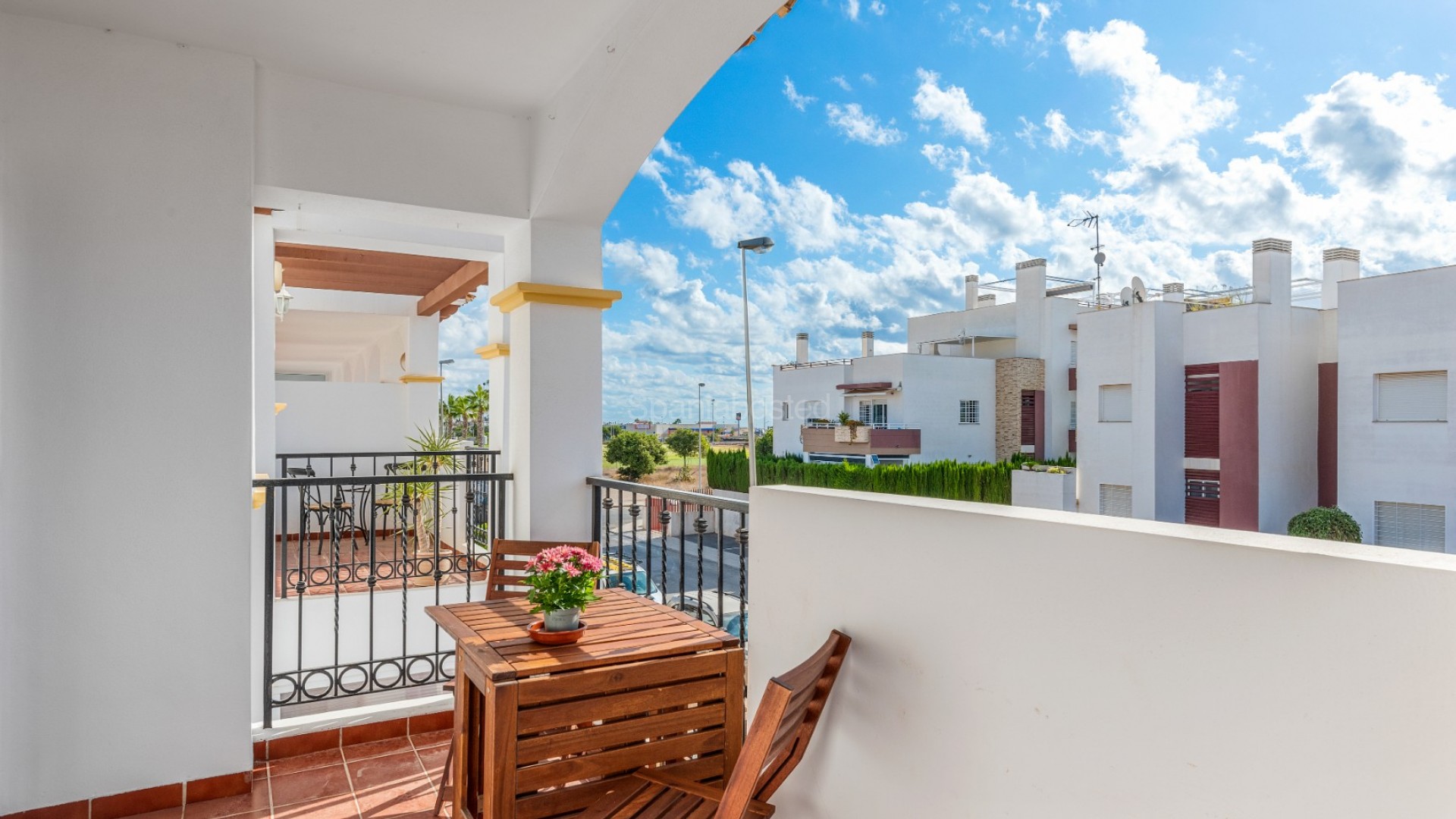 Resale - Apartment -
Punta Prima