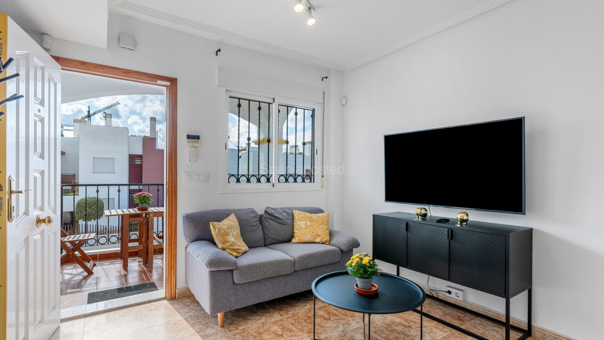 Resale - Apartment -
Punta Prima