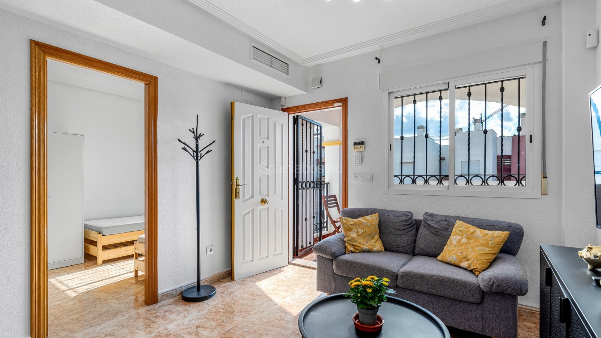 Resale - Apartment -
Punta Prima