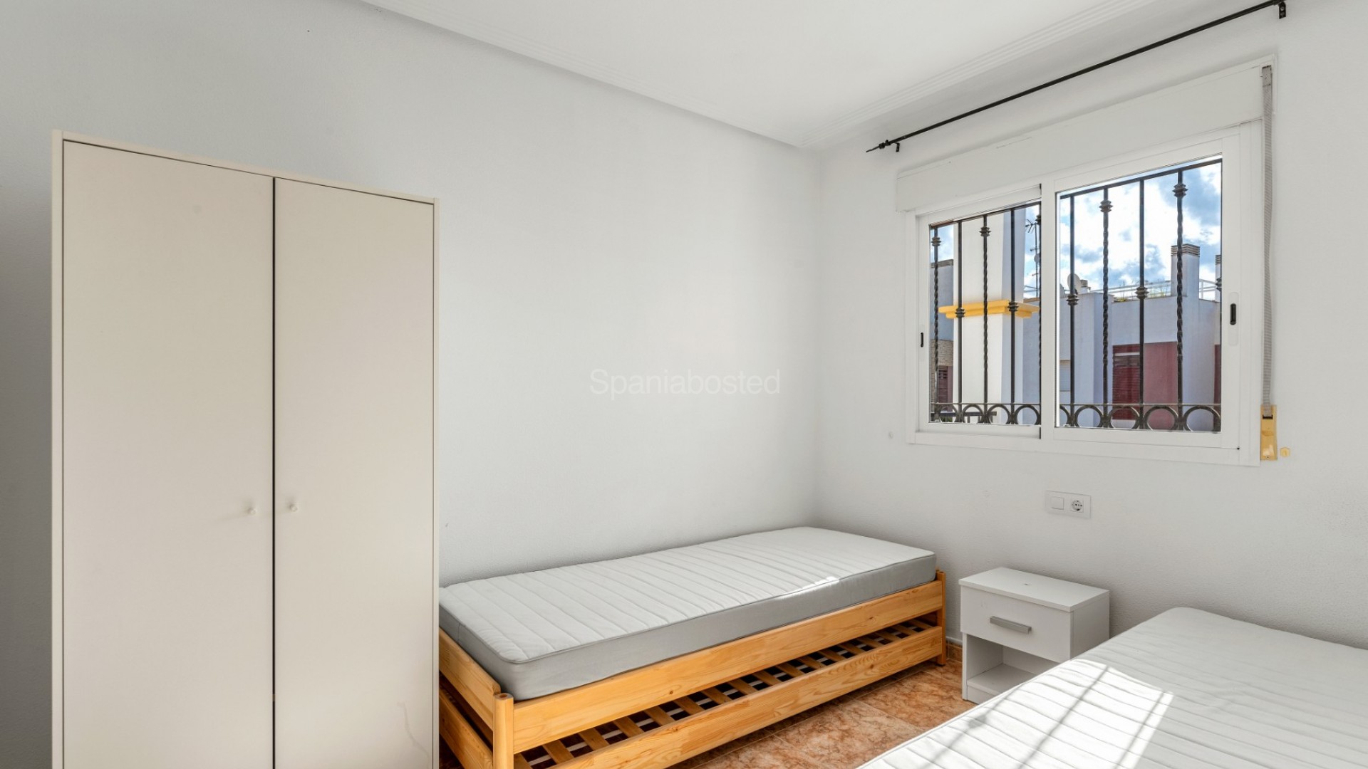 Resale - Apartment -
Punta Prima