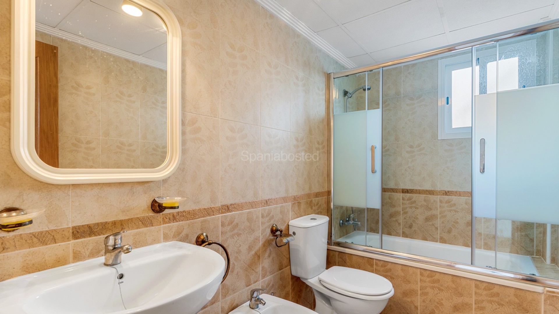 Resale - Apartment -
Punta Prima