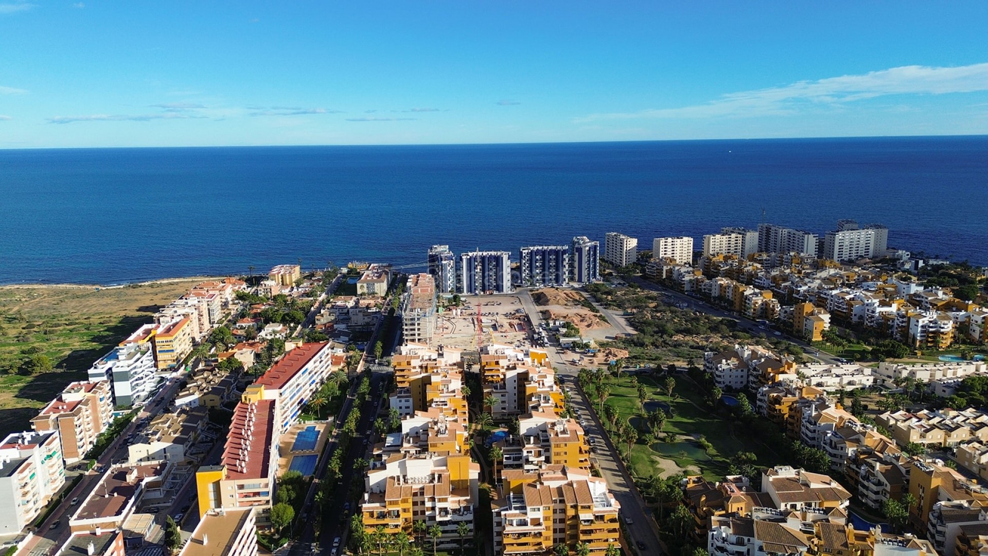 Resale - Apartment -
Punta Prima