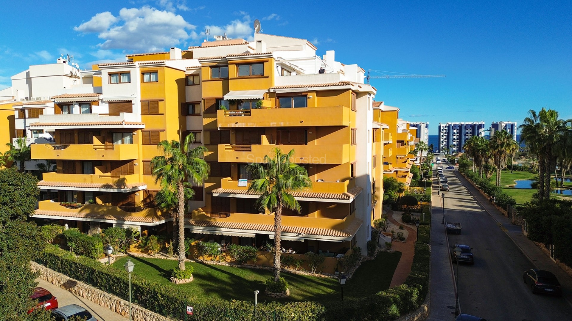 Resale - Apartment -
Punta Prima