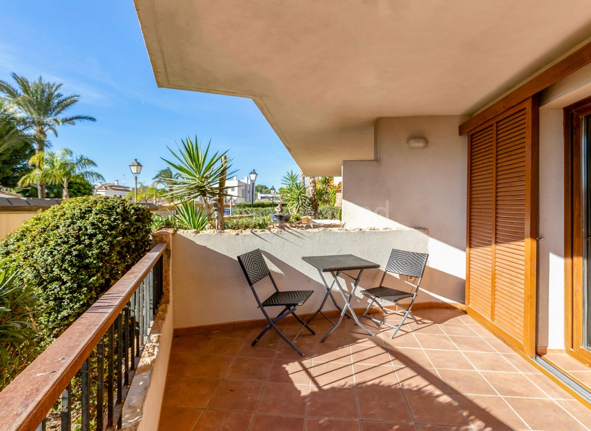 Resale - Apartment -
Punta Prima