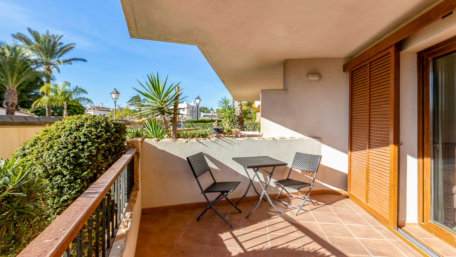 Resale - Apartment -
Punta Prima