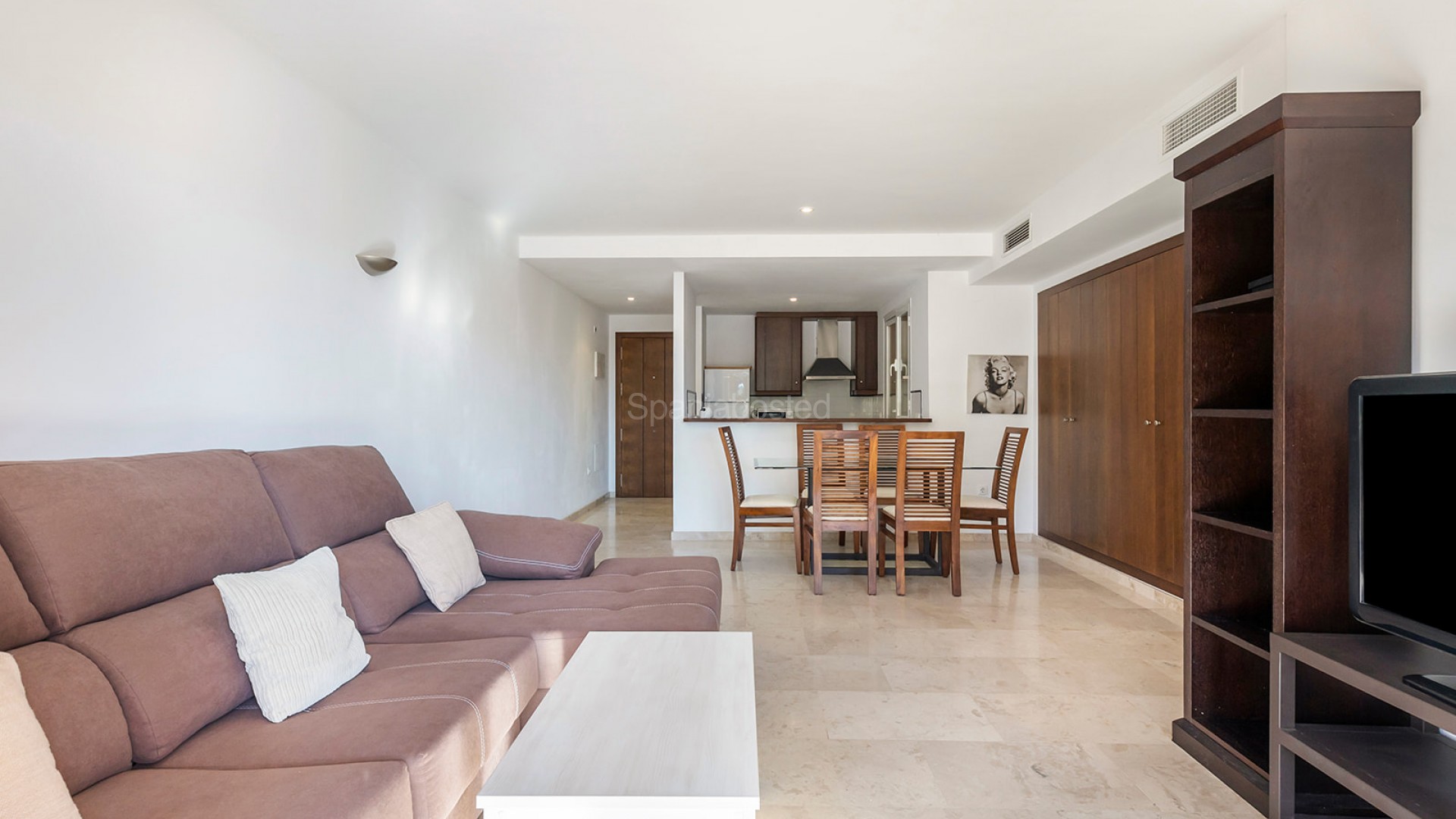 Resale - Apartment -
Punta Prima