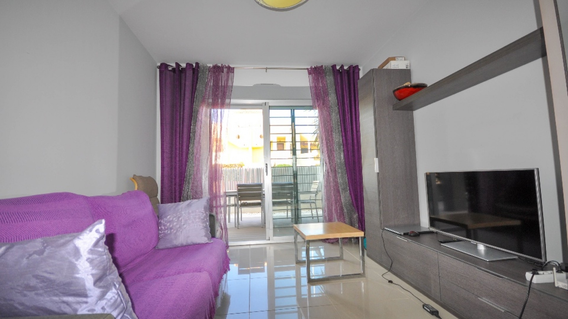 Resale - Apartment -
Punta Prima