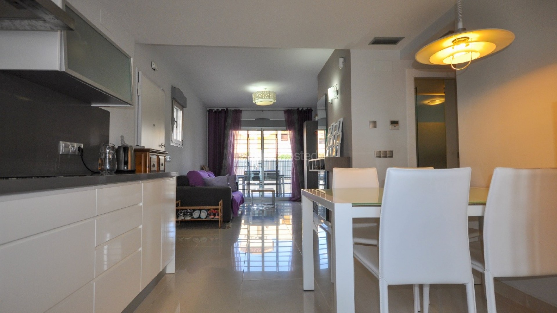 Resale - Apartment -
Punta Prima