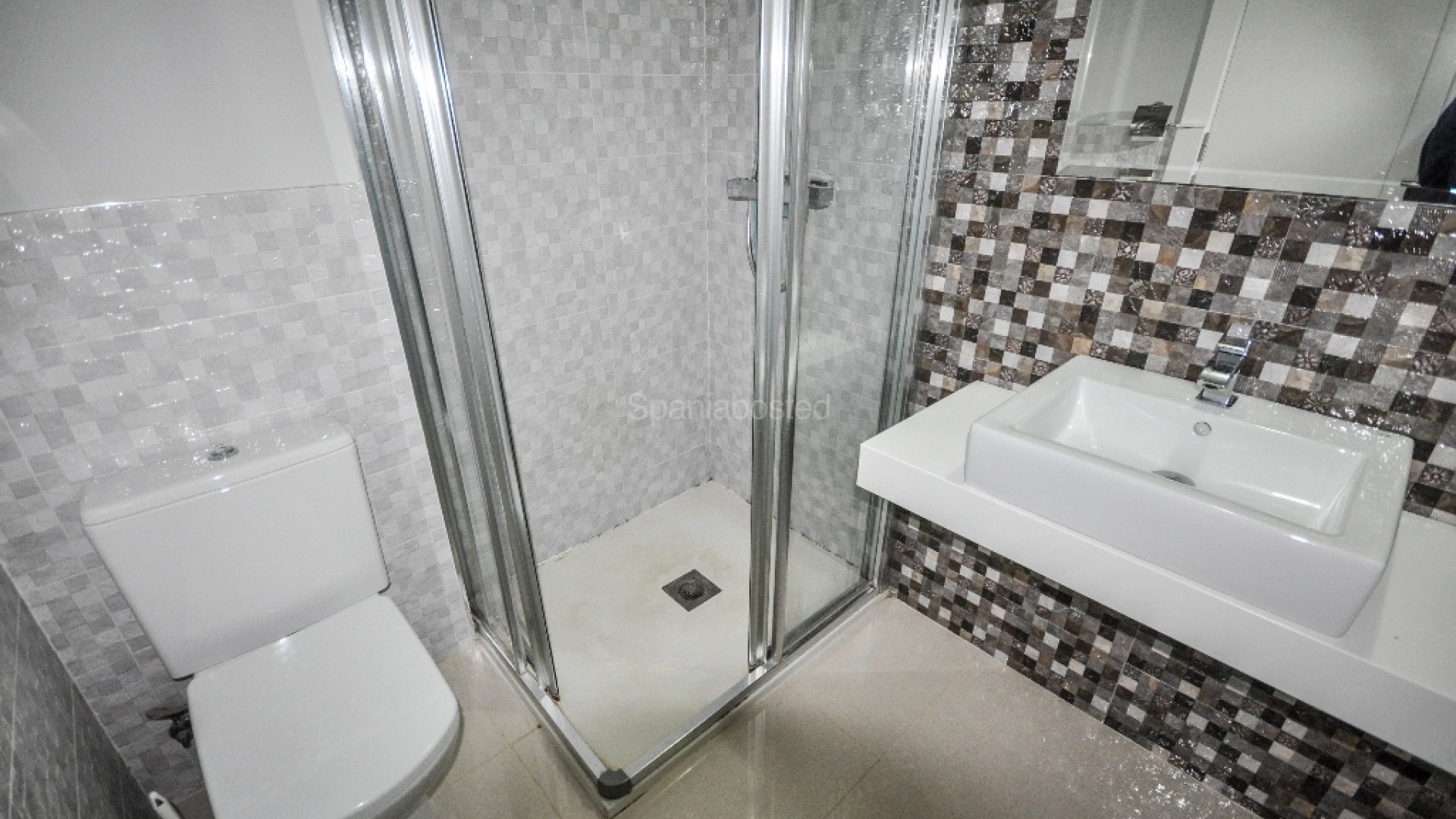 Resale - Apartment -
Punta Prima