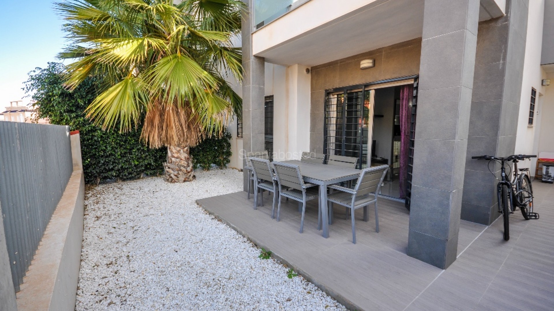 Resale - Apartment -
Punta Prima