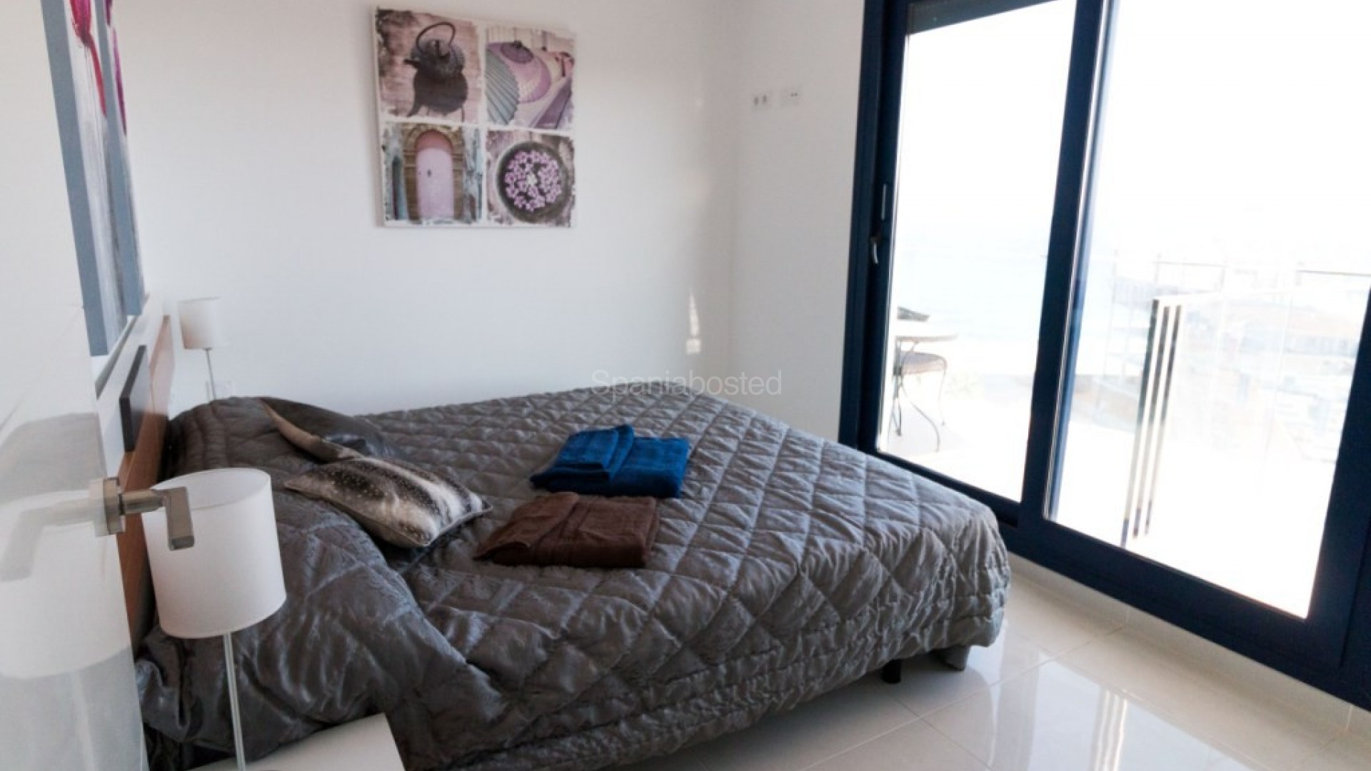 Resale - Apartment -
Punta Prima