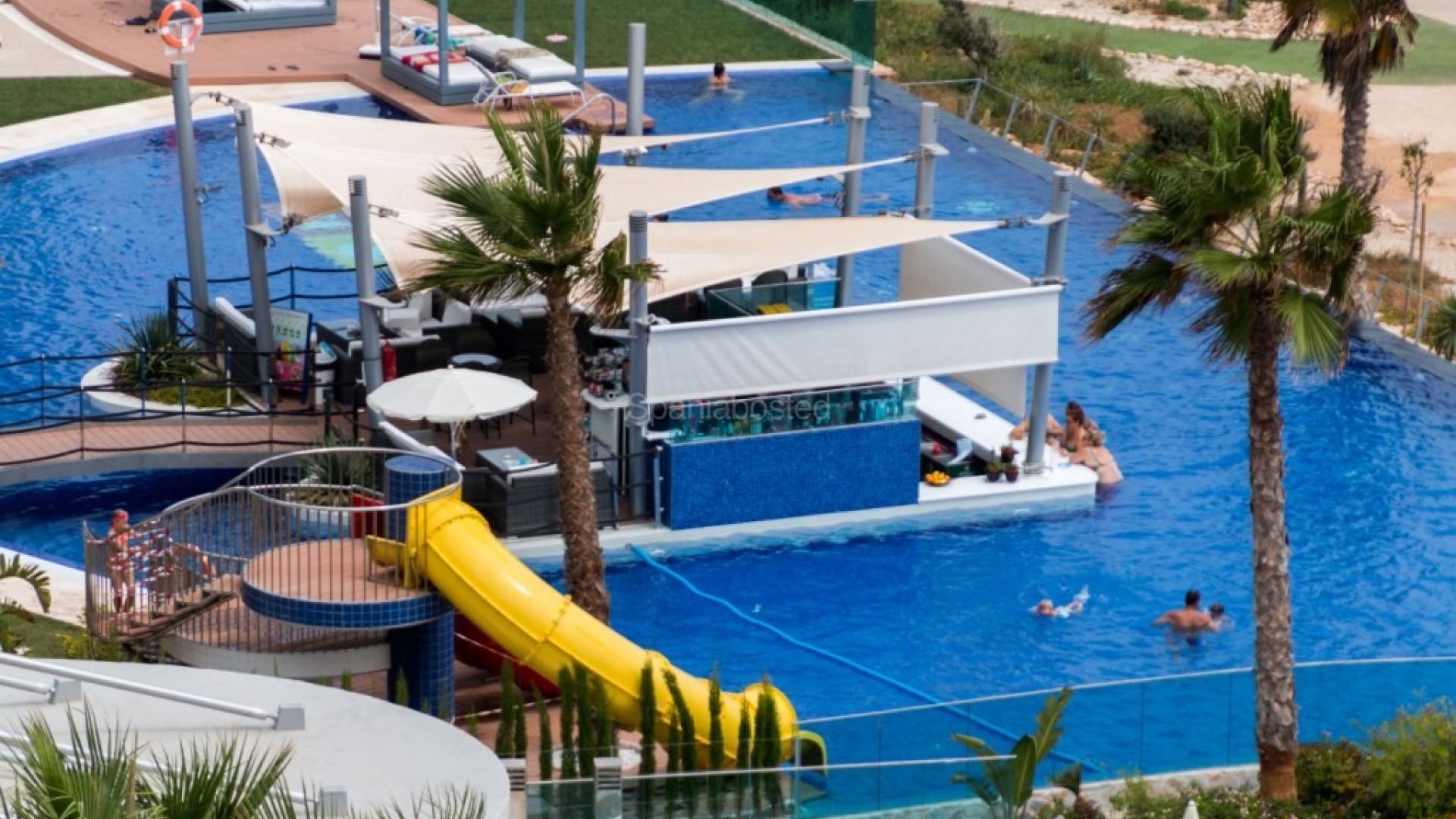 Resale - Apartment -
Punta Prima