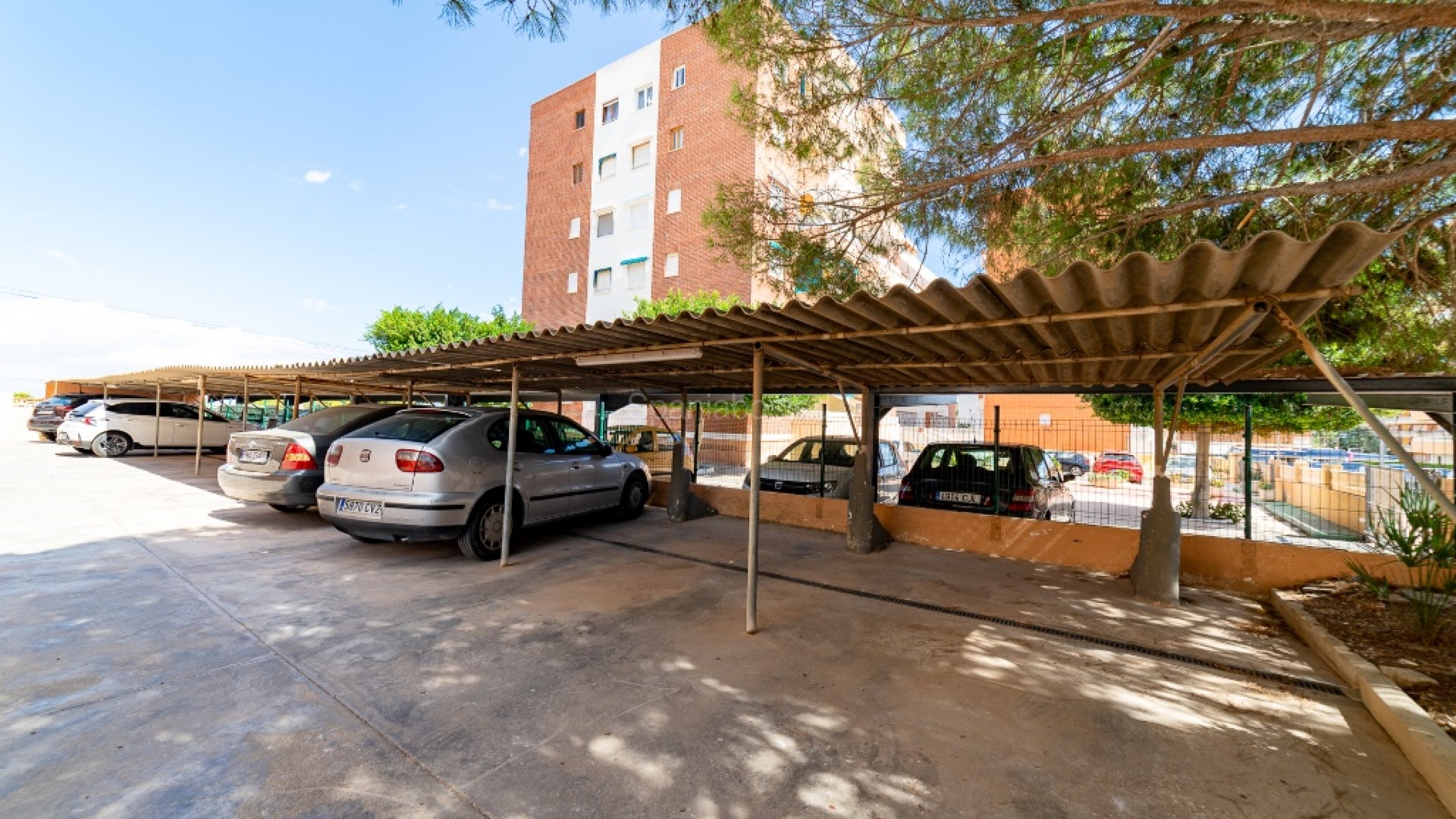 Resale - Apartment -
Punta Prima