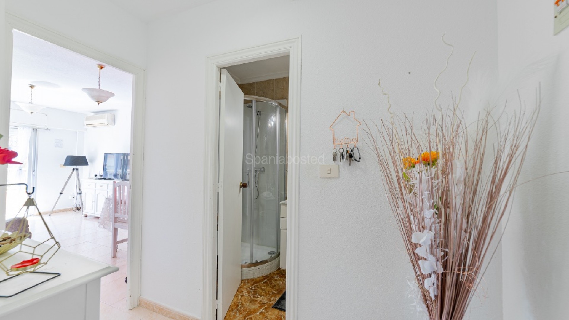 Resale - Apartment -
Punta Prima