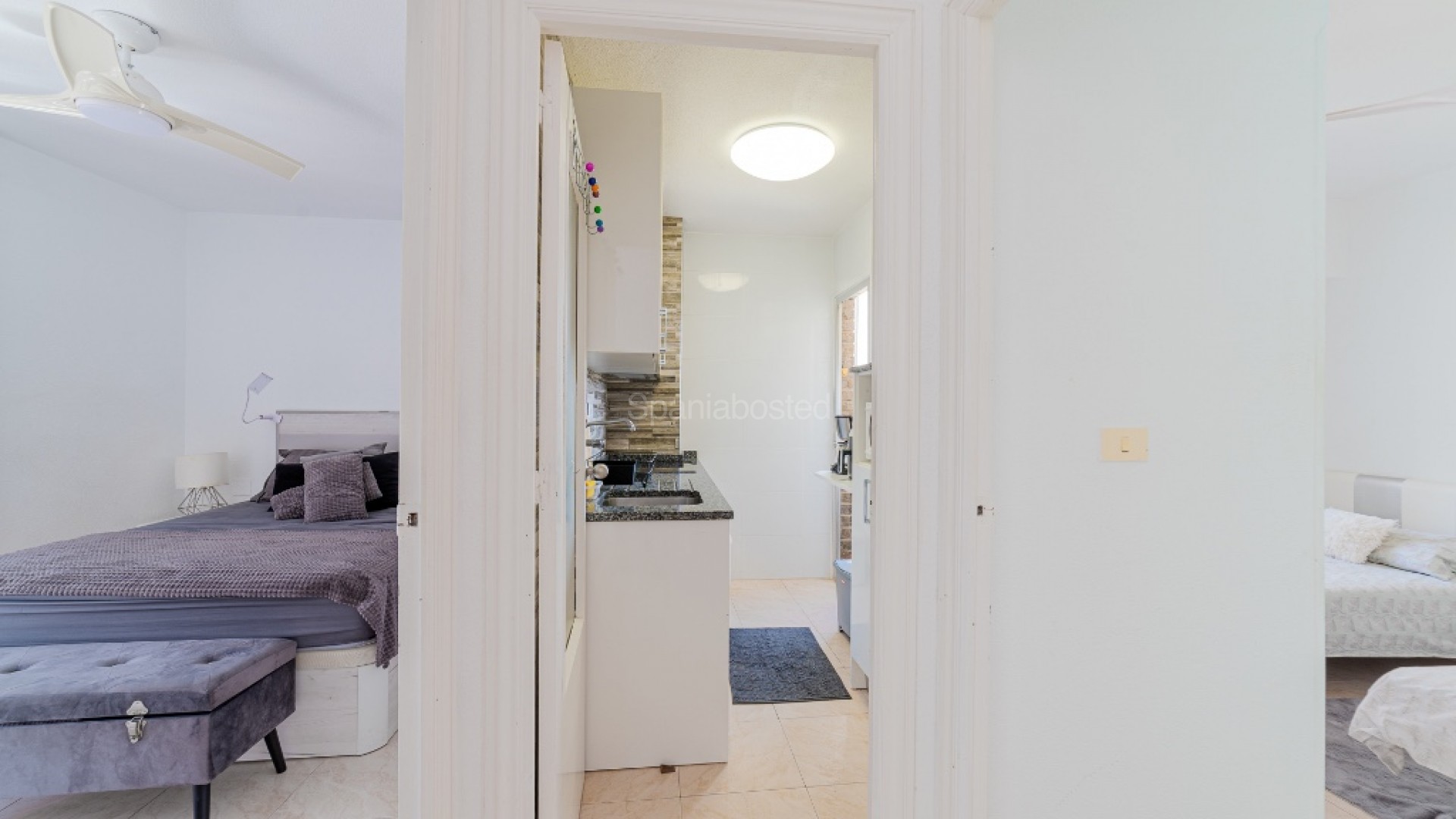 Resale - Apartment -
Punta Prima