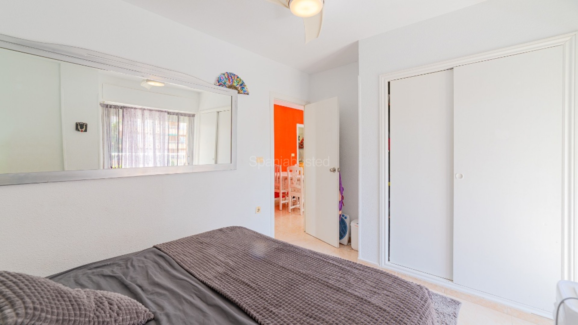 Resale - Apartment -
Punta Prima