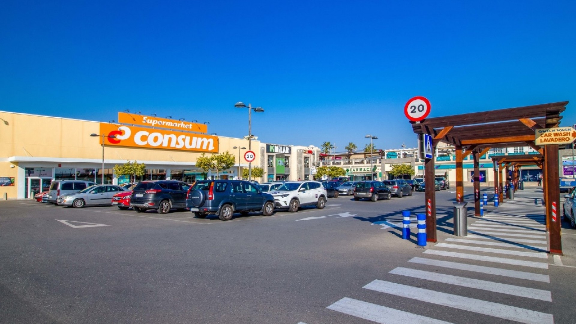 Resale - Apartment -
Punta Prima