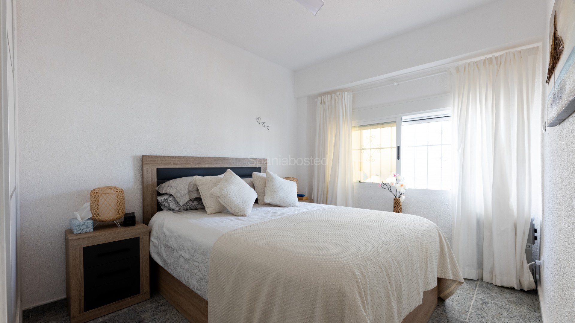 Resale - Apartment -
Punta Prima