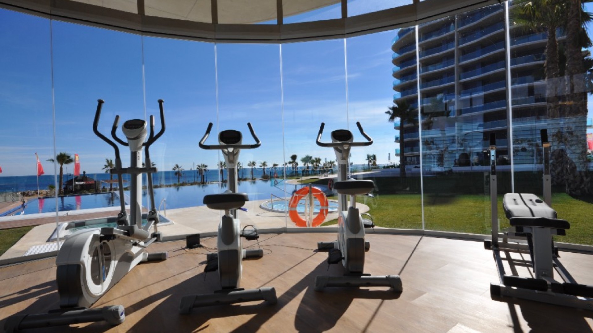 Resale - Apartment -
Punta Prima