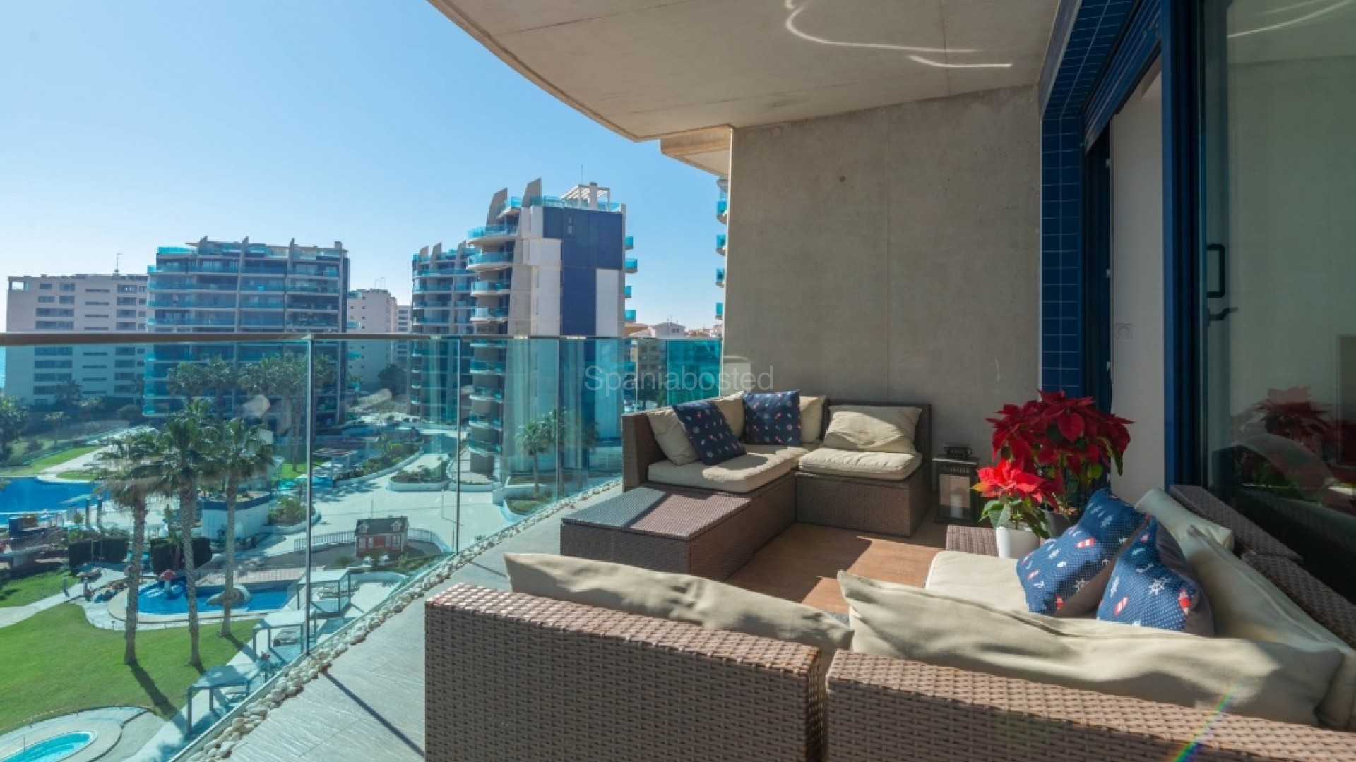 Resale - Apartment -
Punta Prima