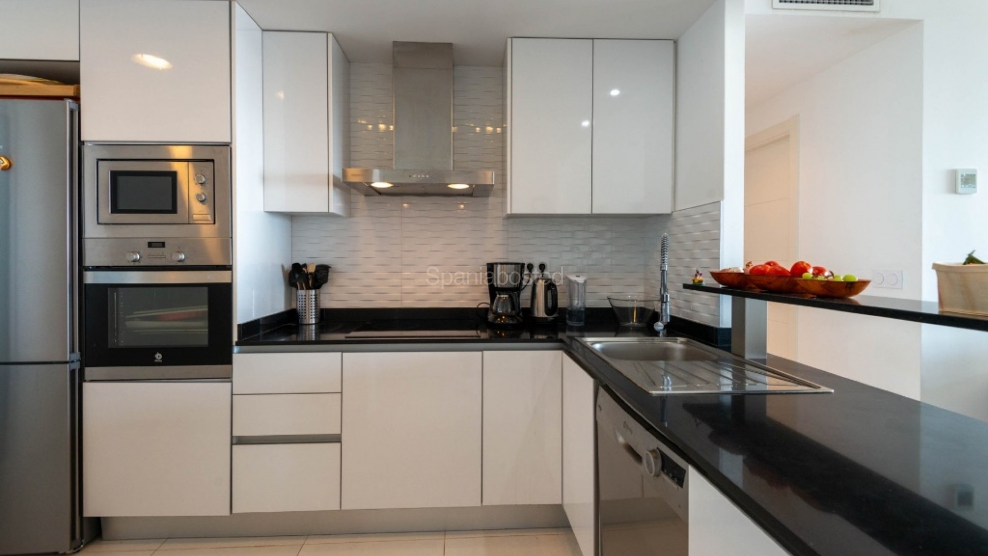 Resale - Apartment -
Punta Prima