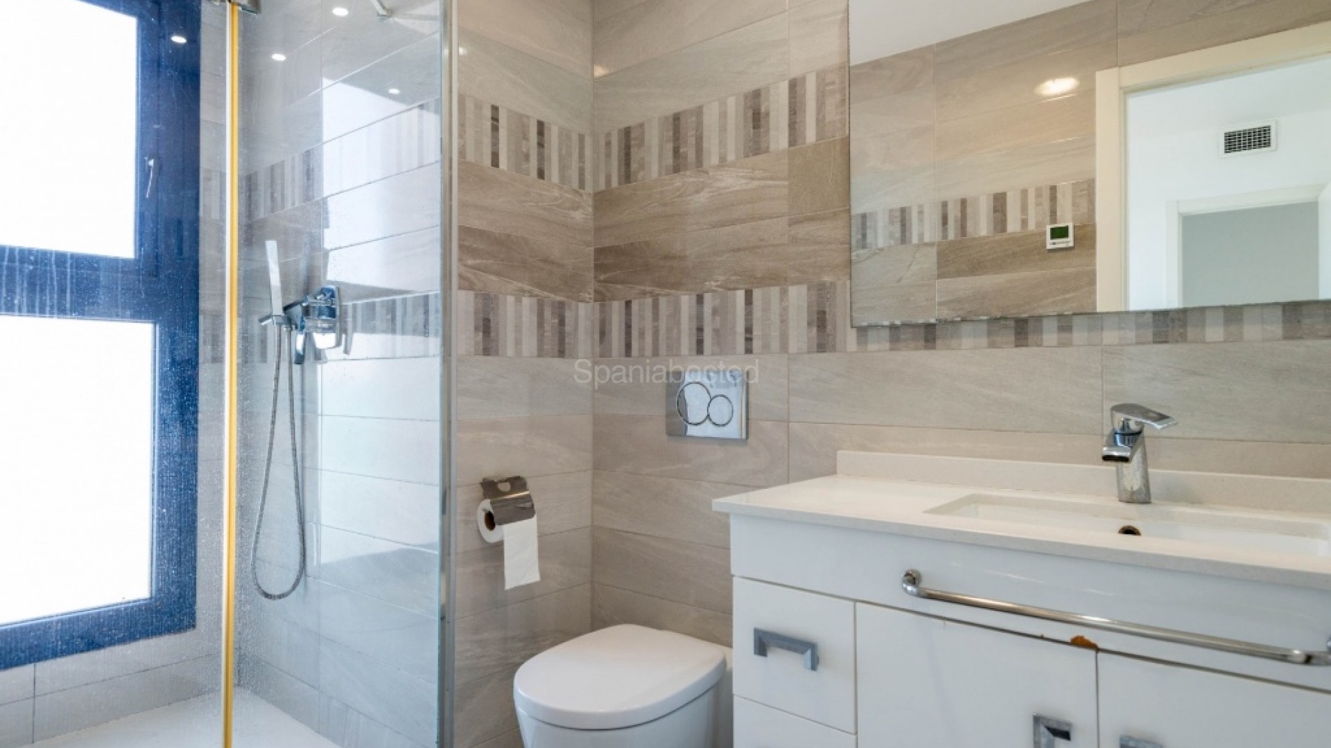 Resale - Apartment -
Punta Prima