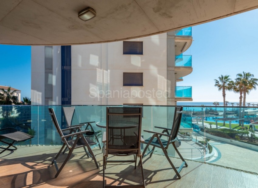 Resale - Apartment -
Punta Prima