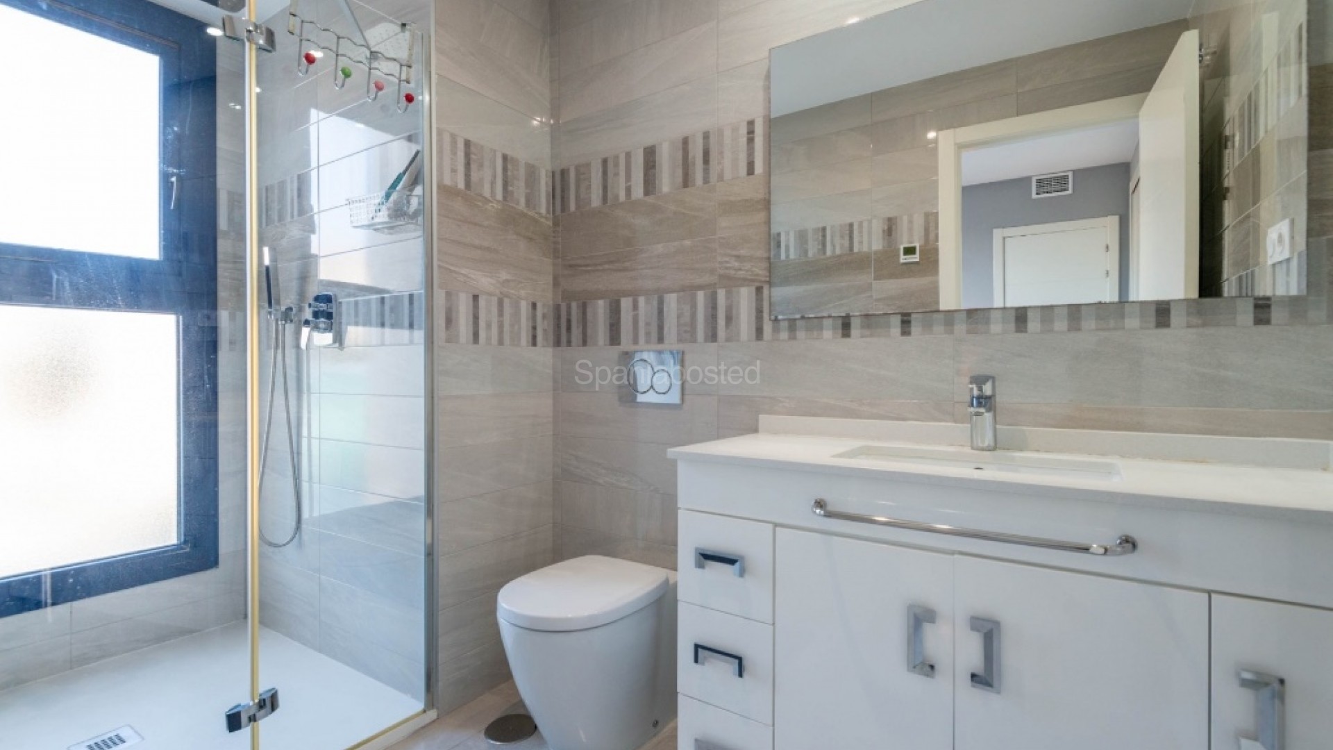 Resale - Apartment -
Punta Prima