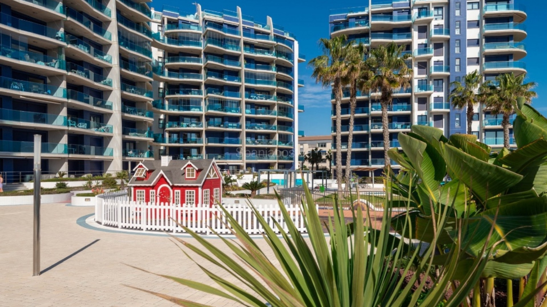 Resale - Apartment -
Punta Prima