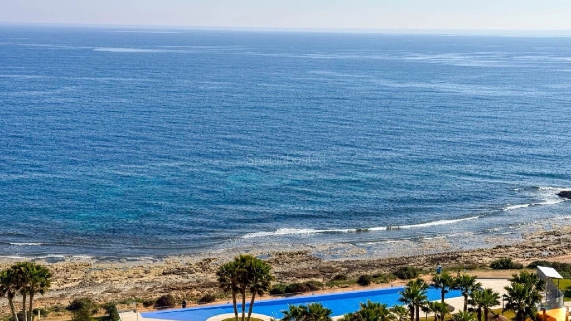 Resale - Apartment -
Punta Prima