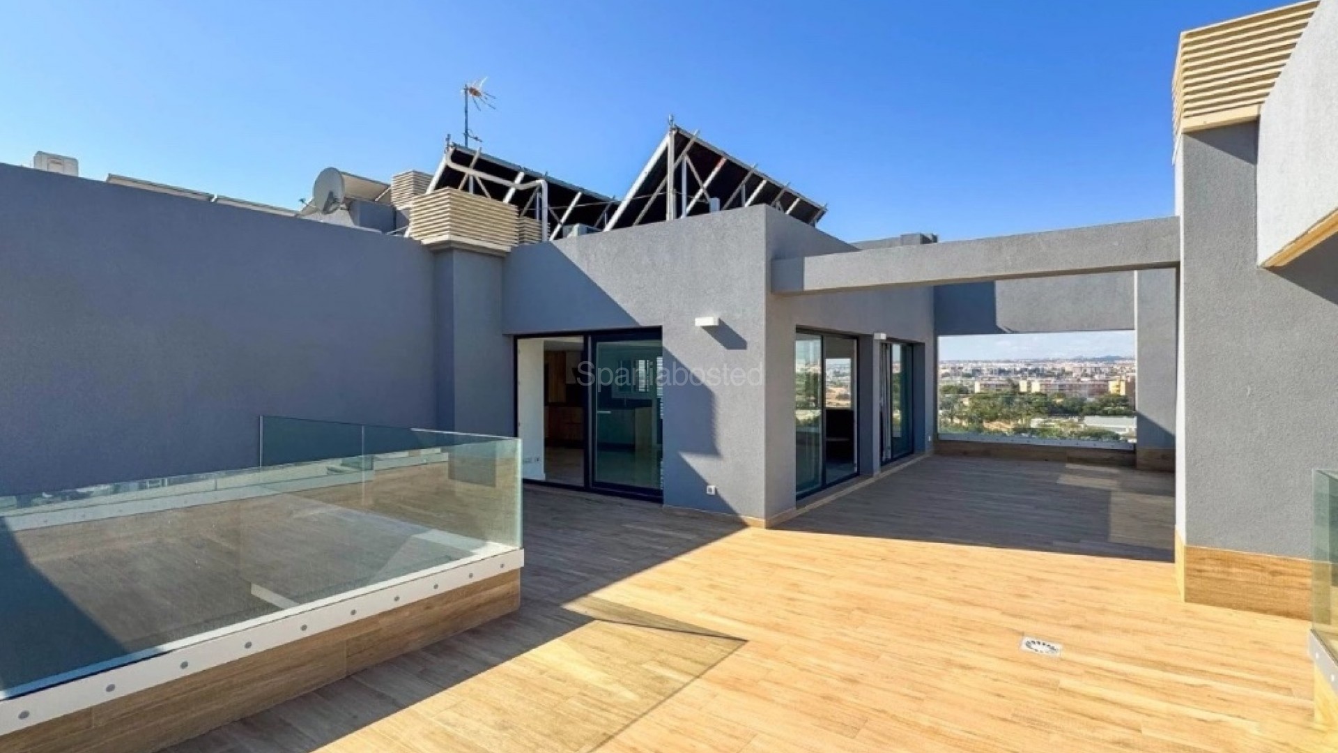 Resale - Apartment -
Punta Prima