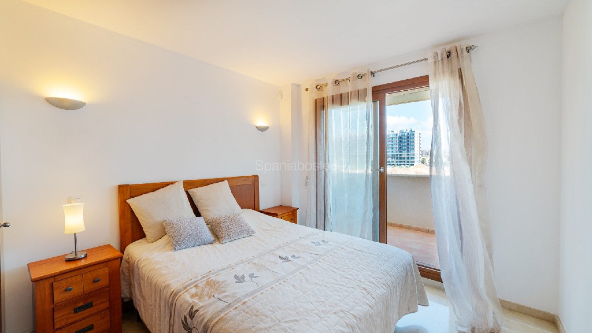 Resale - Apartment -
Punta Prima
