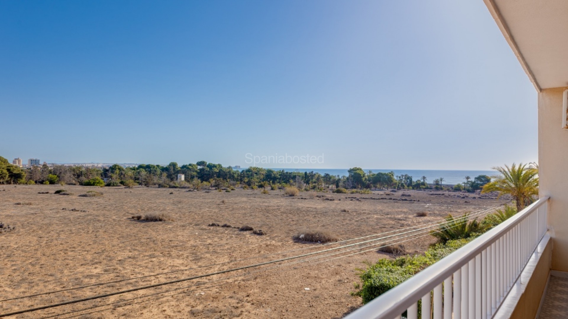 Resale - Apartment -
Punta Prima