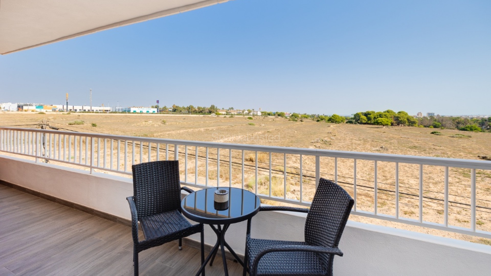 Resale - Apartment -
Punta Prima
