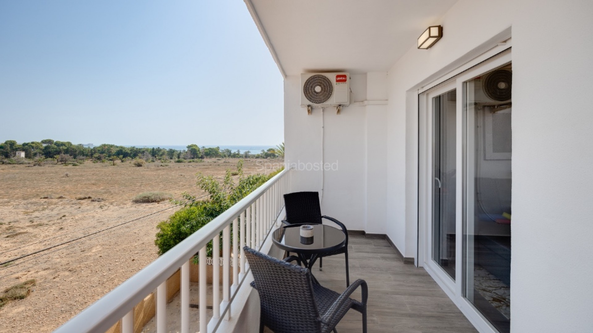 Resale - Apartment -
Punta Prima