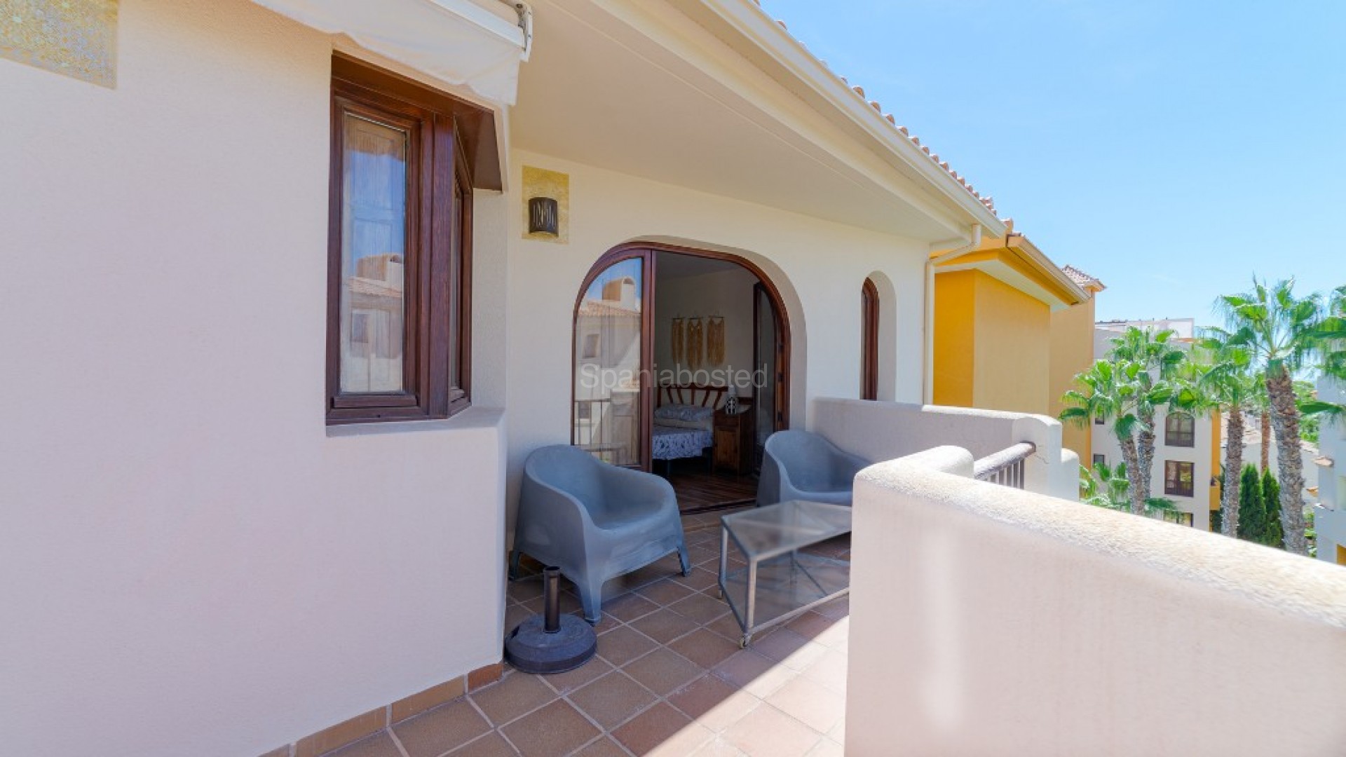 Resale - Apartment -
Punta Prima