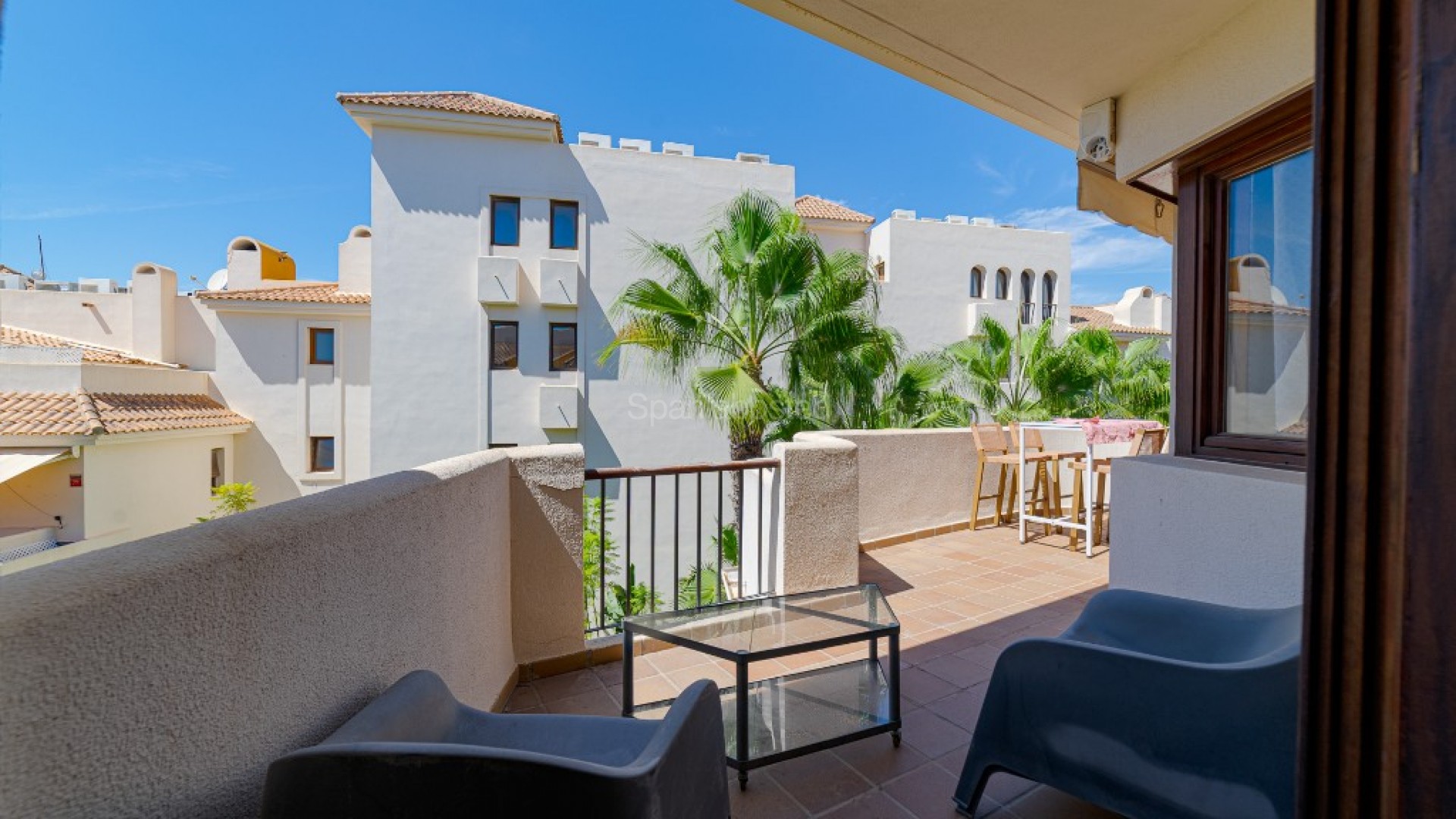 Resale - Apartment -
Punta Prima