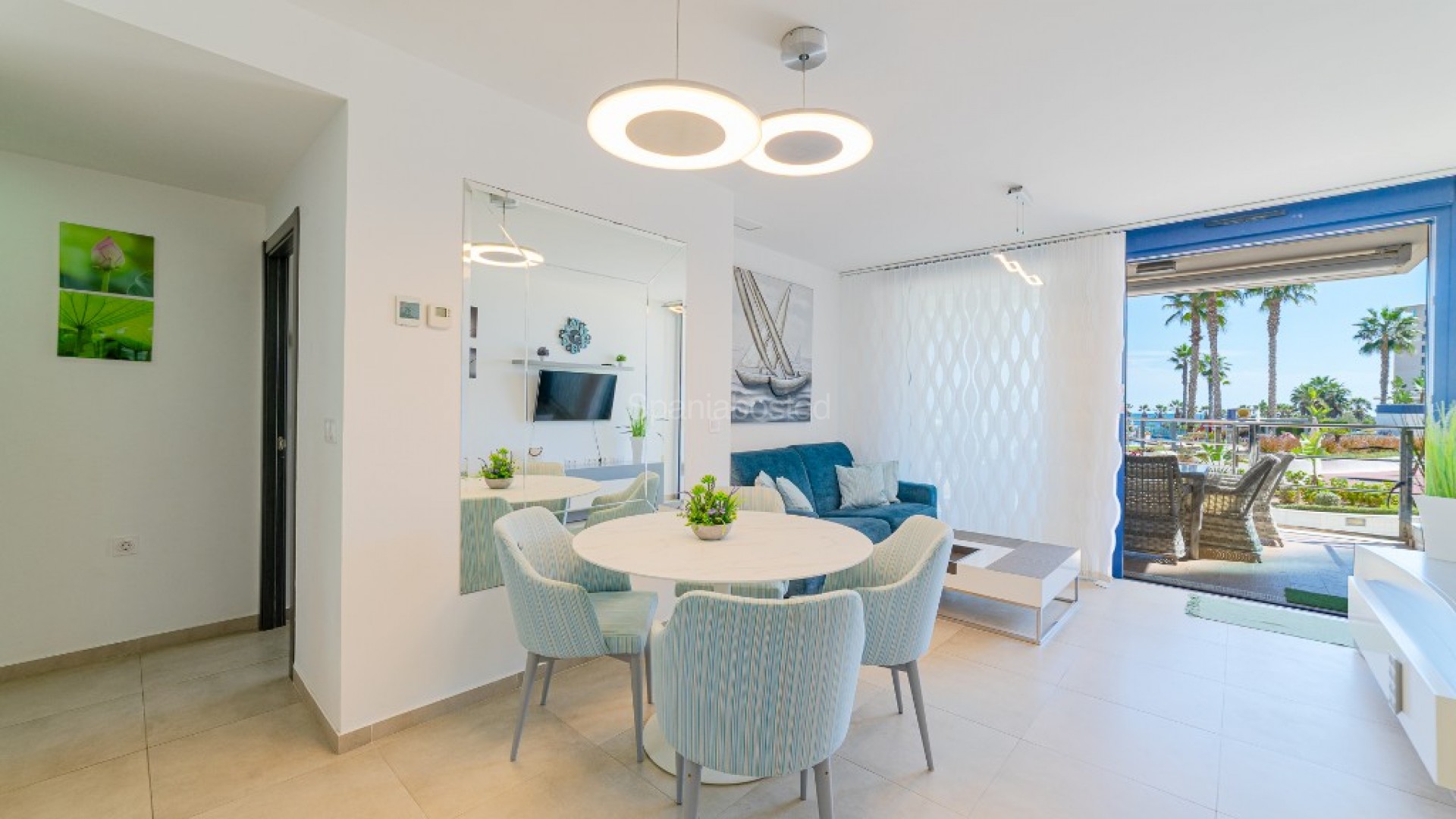 Resale - Apartment -
Punta Prima