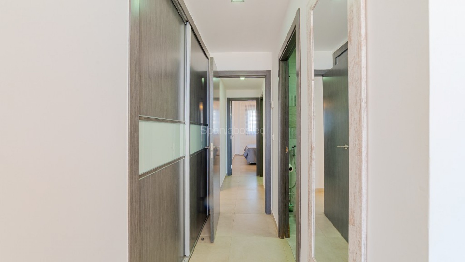 Resale - Apartment -
Punta Prima