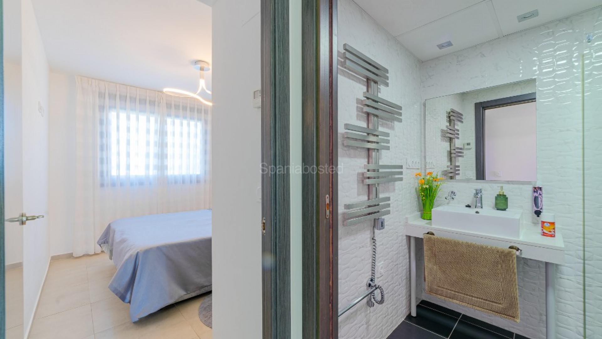 Resale - Apartment -
Punta Prima