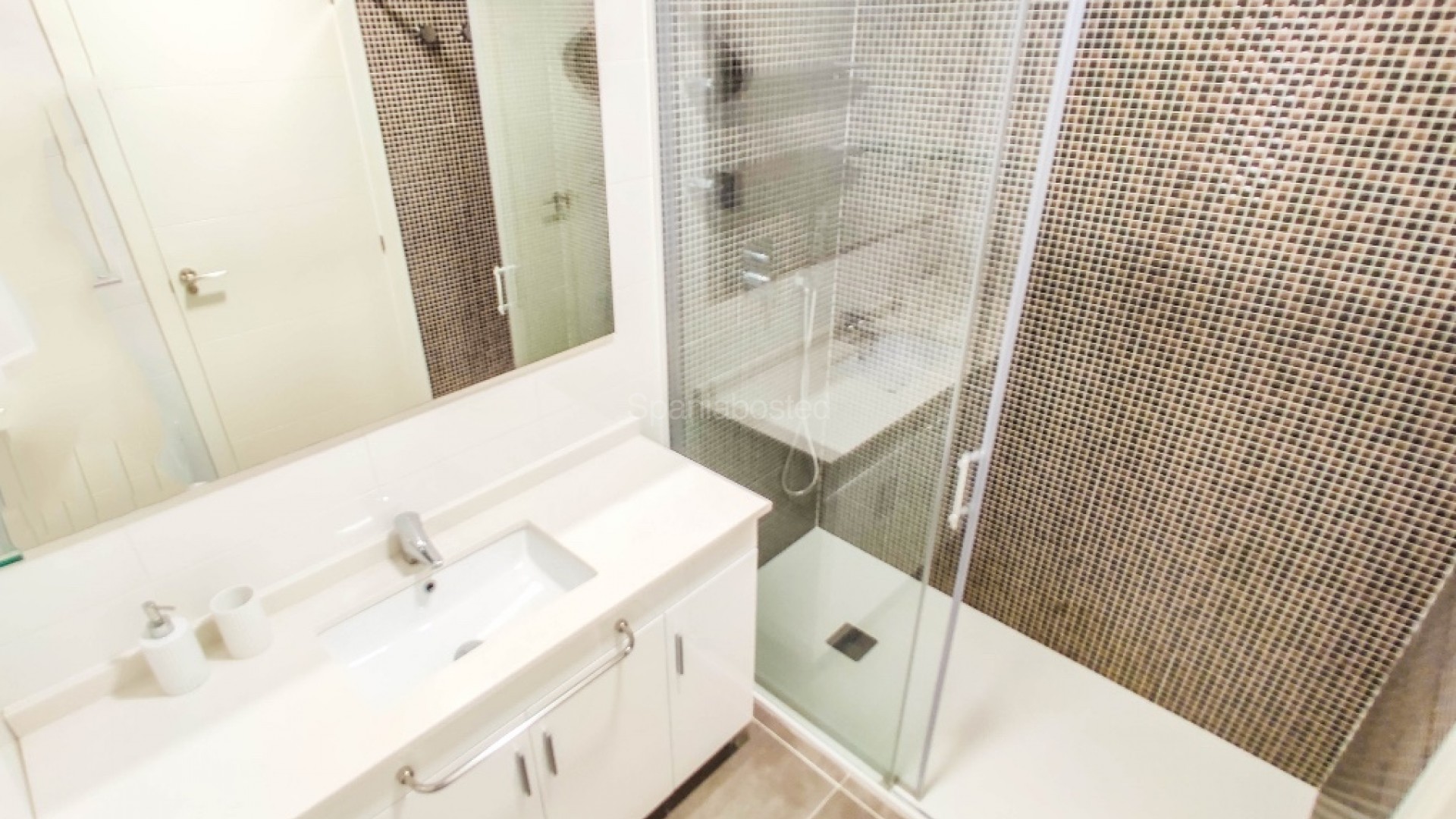 Resale - Apartment -
Punta Prima