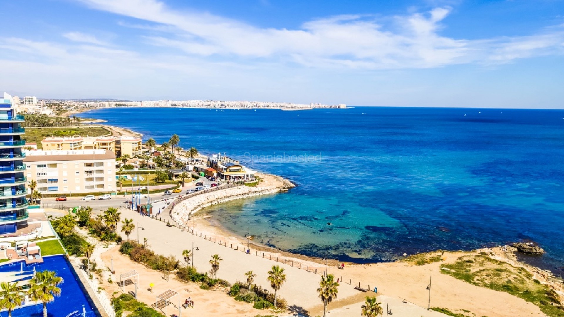 Resale - Apartment -
Punta Prima