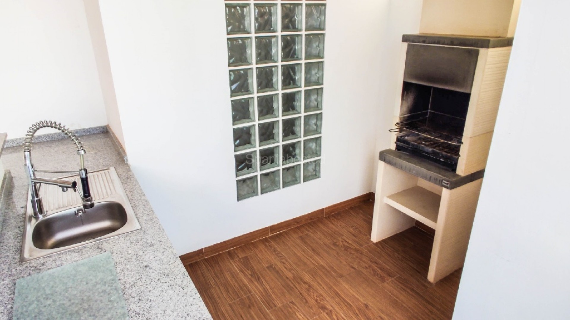 Resale - Apartment -
Punta Prima